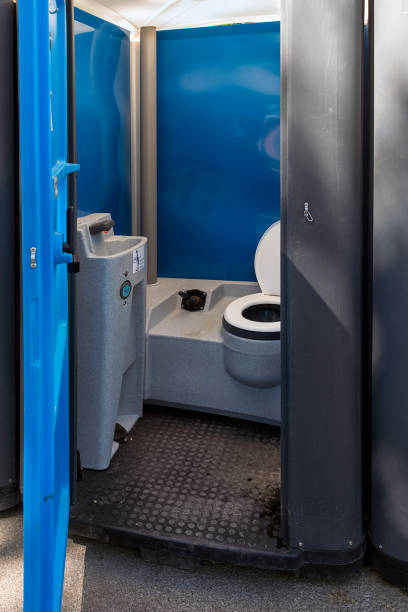 Best Wedding porta potty rental  in Flint Hill, MO