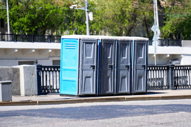 Best Portable restroom trailer rental  in Flint Hill, MO